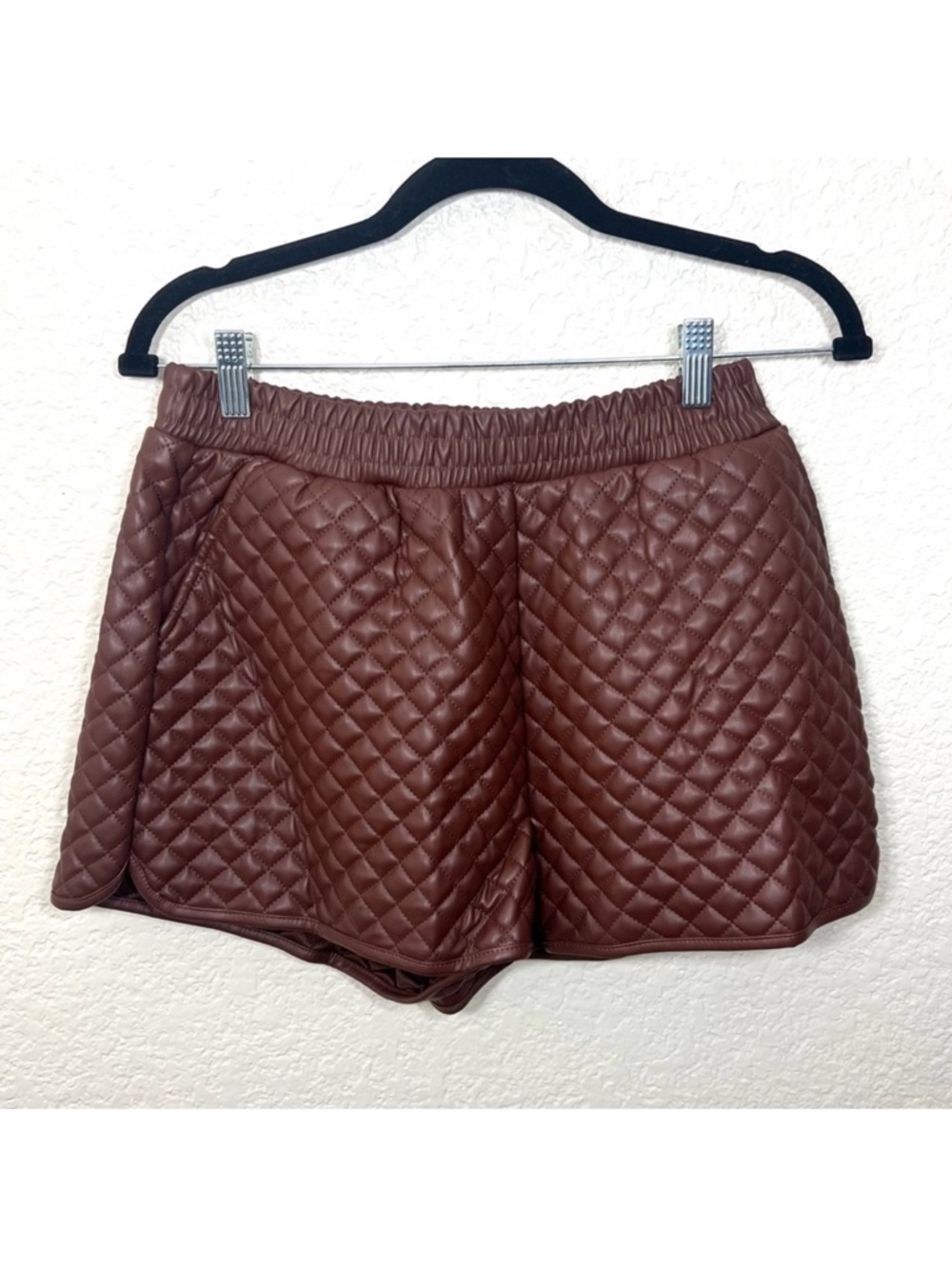 Jolie & Joy Faux Leather Brown Quilted Shorts  Size XL Juniors New